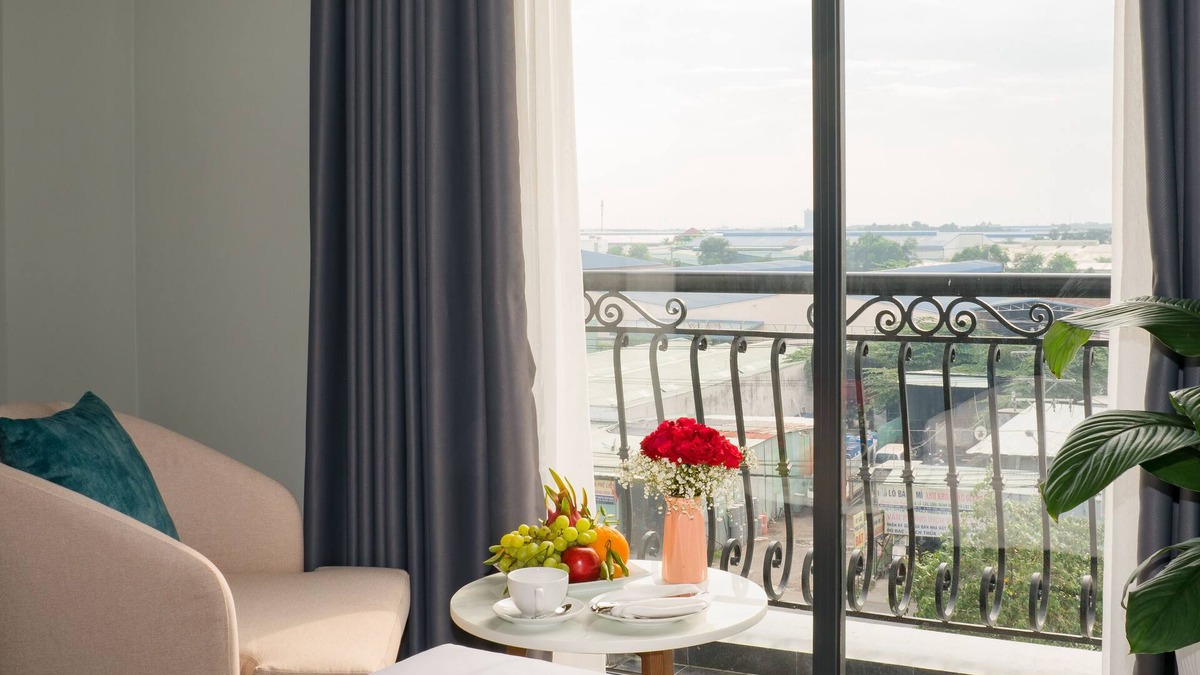 Duc Hoa Hotel | Phu Thang Grand Hotel
