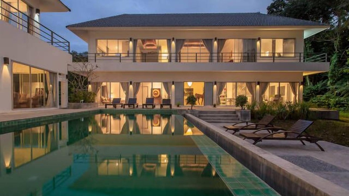 Sa Khu Villa | Phuket Seaview Villa; walk to beach