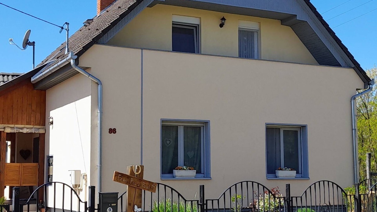 Buzsak House | Pia`s vacation apartment at Lake Balaton