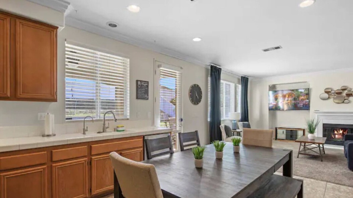 Beaumont Apartment | Picard Place