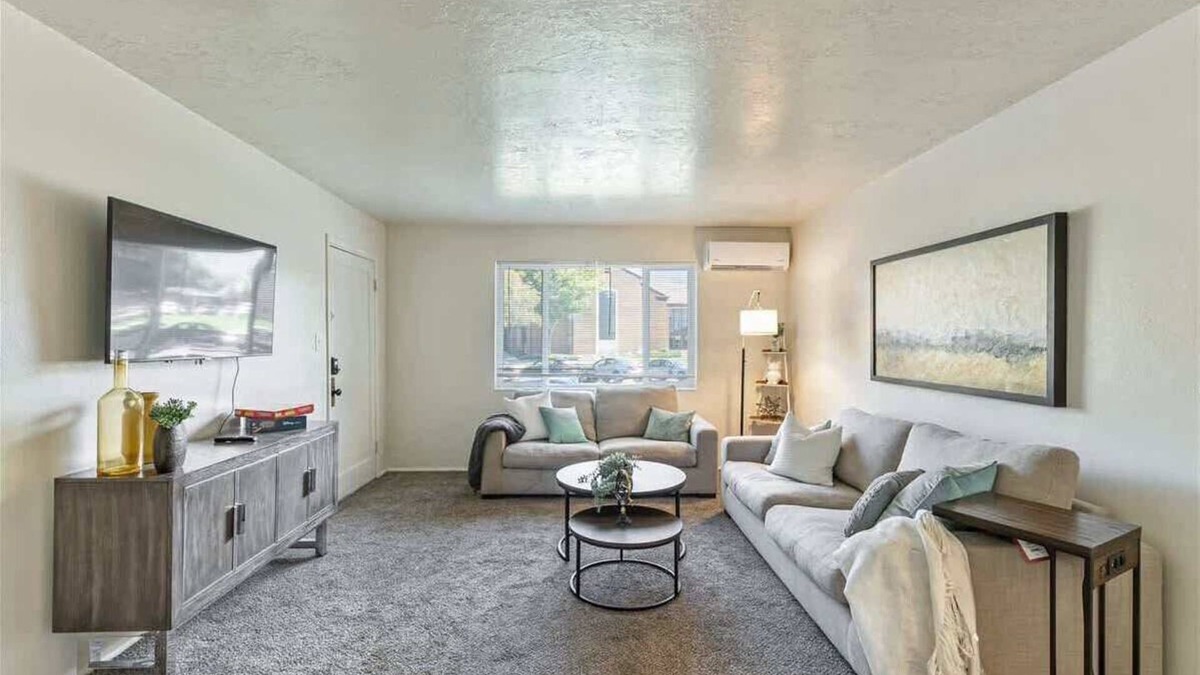 Bountiful Apartment | Pickleball Courts Close By, 5 Mins off i15!