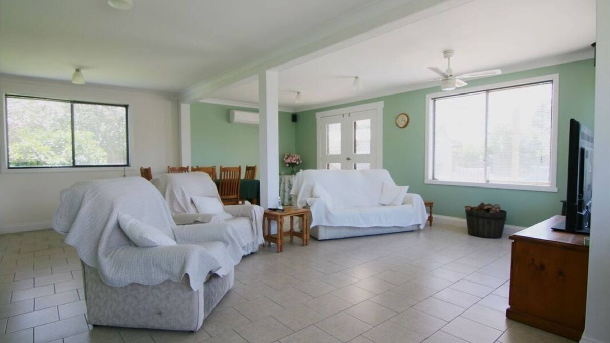 Bairnsdale House | Picnic Point House - close to all of East Gippsland's tourist attractions
