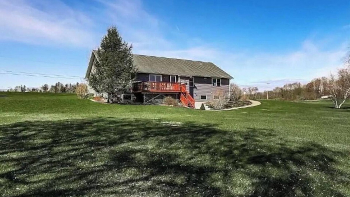 Mexico House | Picture perfect views next to lake and trails
