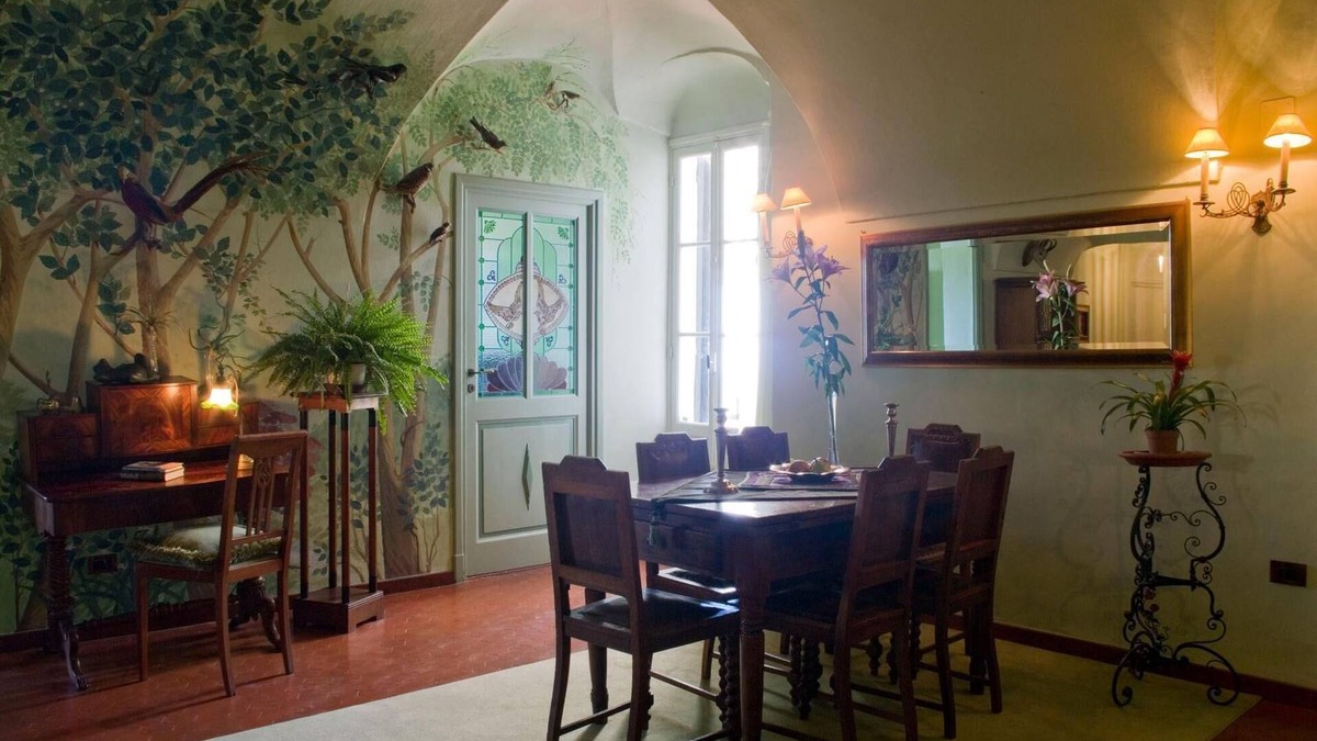 Civezza Apartment | Picturesque apartment in a medieval village perched at top a mountain ridge