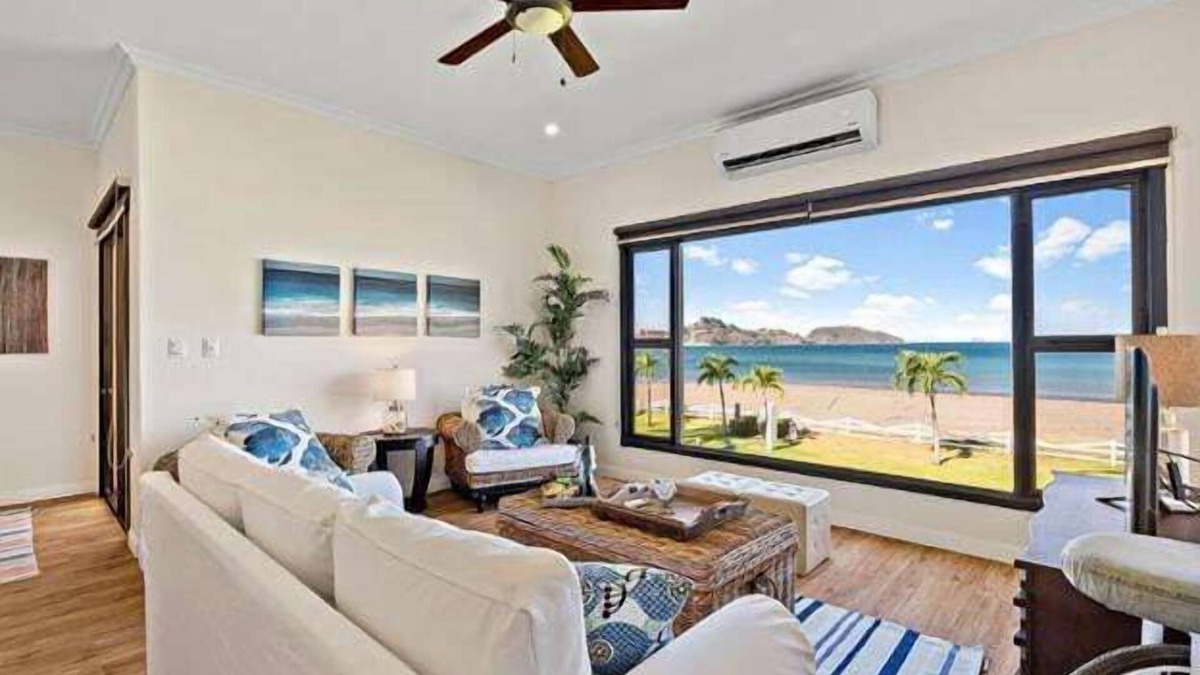 Potrero Condo | Picturesque Beachfront Condo w - Pool