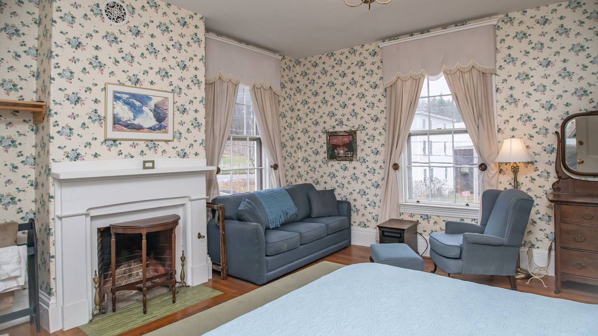 Limerick Bed & Breakfast | Picturesque bed and breakfast, nestled in the foothills of the white mountains.