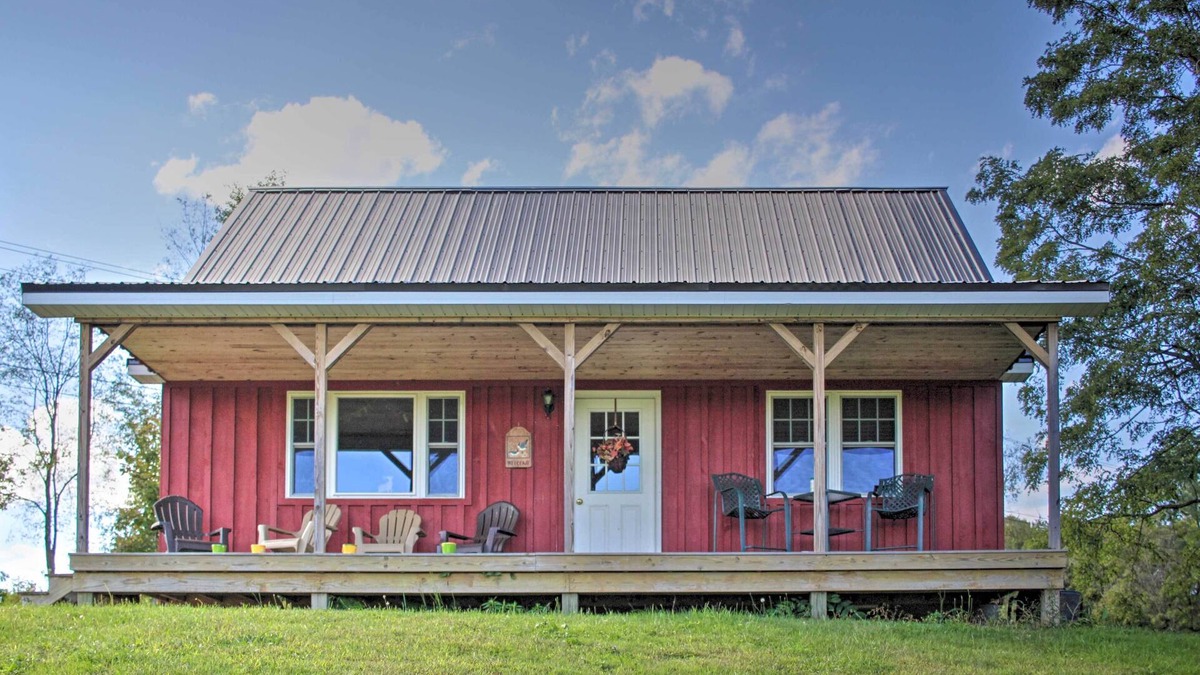 Chautauqua Cabin | Picturesque Cabin set on 150-acre farm, 5-minute drive to Chautauqua Institute
