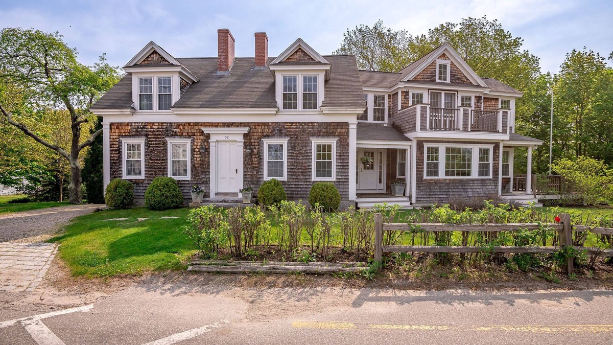 Cape Porpoise House | Picturesque Home with Harbor Views!