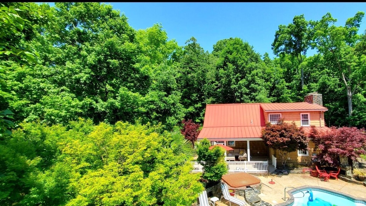 Chester County Cottage | Picturesque home with amazing landscape, lots of outdoor fun!