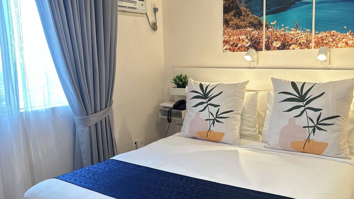 A. Bonifacio Condo | Picturesque View in Celandine Residence