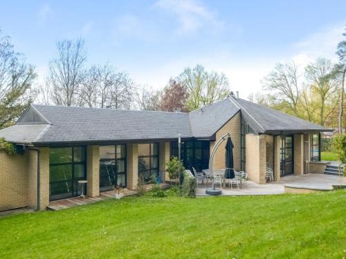Wavre Villa | Picturesque villa with swimming pool