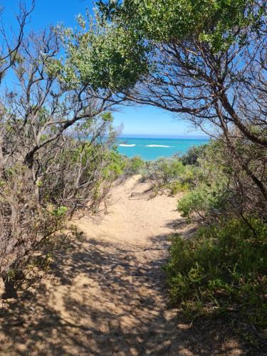 Paradise Beach House | PIECE OF PARADISE, huge 4 bedroom haven