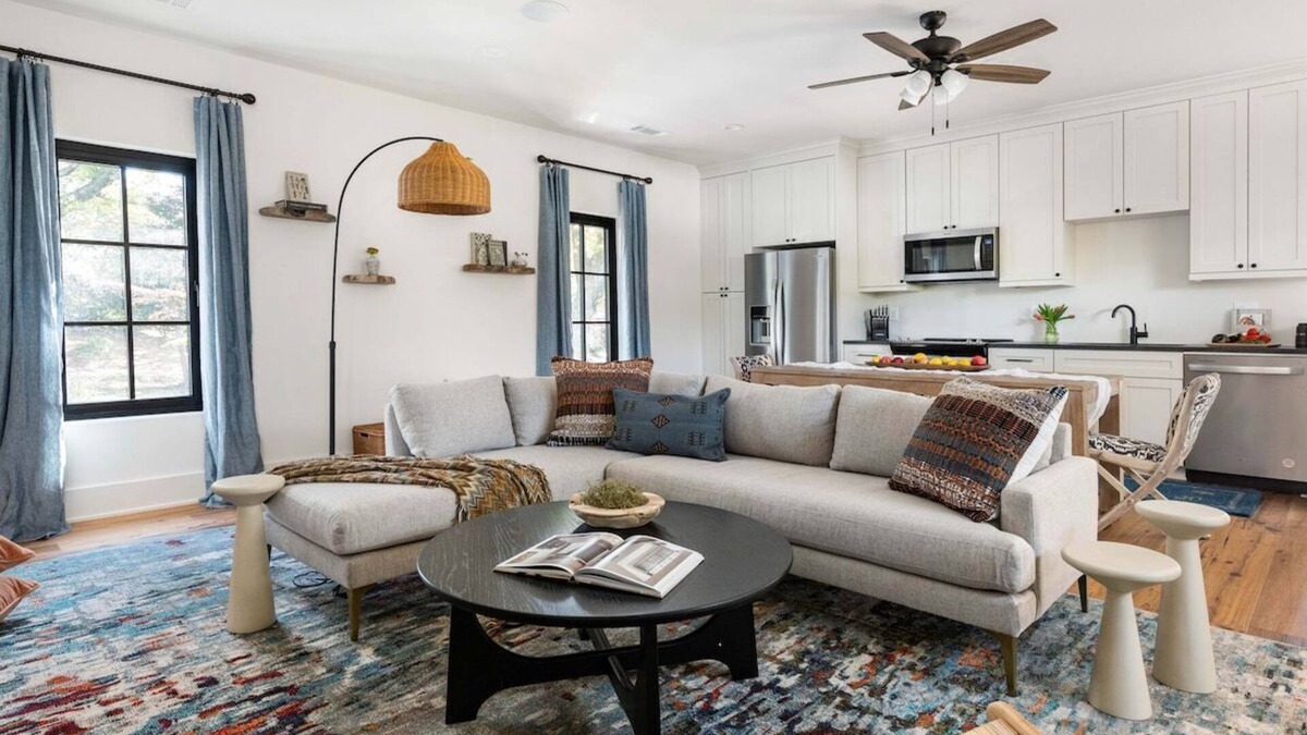 Piedmont Heights Apartment | Piedmont Palazzo by Minty Living
