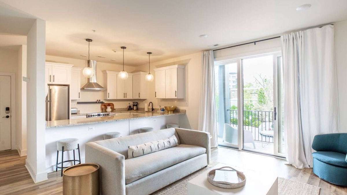 Batesville Apartment | Piedmont Place 301| Lux Vineyard & Brewery Getaway in the Heart of Crozet | Pet Friendly