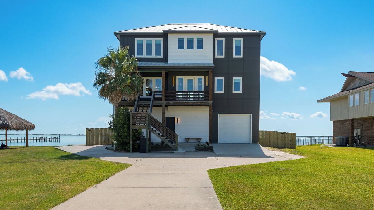Rockport House | Pier Bliss – Private Pier, Sparkling Pool, Endless Views
