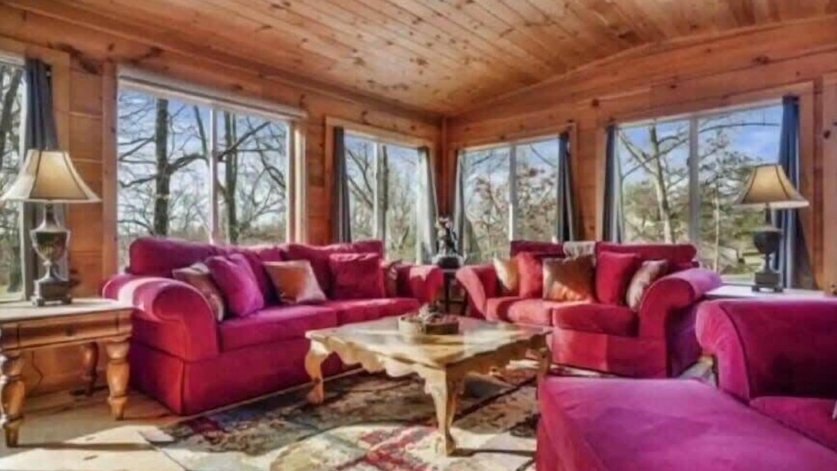 Crossville Cabin | Pigeon Ridge cabin/Cumberland State Park 2B/2B