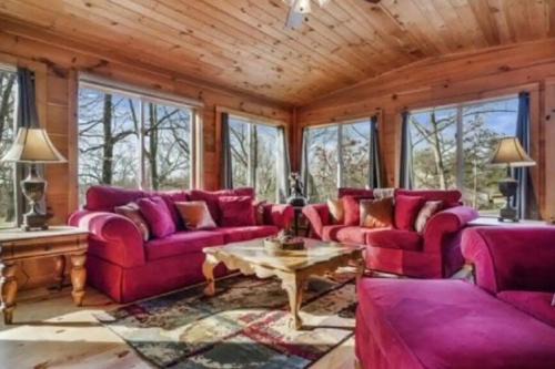Crossville House | Pigeon Ridge Cabin Cumberland State Park 2B 2B