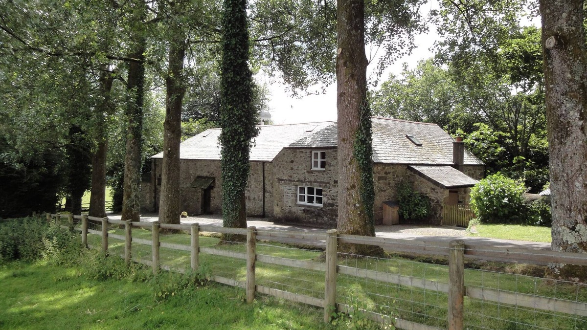 Cornwood Cottage | PIGWIGS PLACE, pet friendly, country holiday cottage in Cornwood