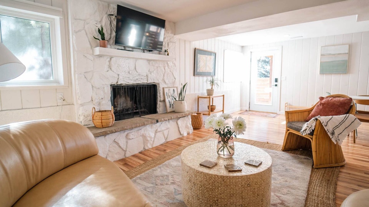 Northeast Colorado Springs Apartment | Pikes Peak Mountain View 2 Bedroom Guest Suite