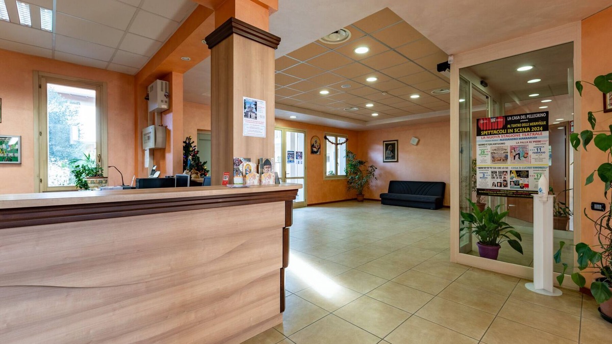 Villanova d'Asti Hotel | Pilgrim's House