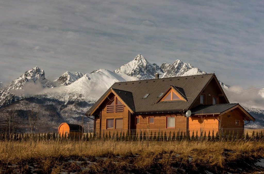 Stara Lesna Ski Chalet | Pillow House Tatras