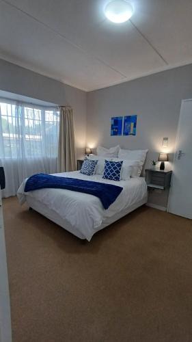 Hilton Apartment | Pin Oak Inn