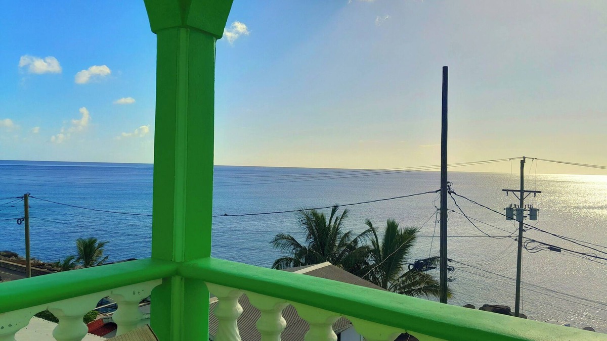 Pointe Michel Apartment | Pinard's Vacation Home-Apt 3