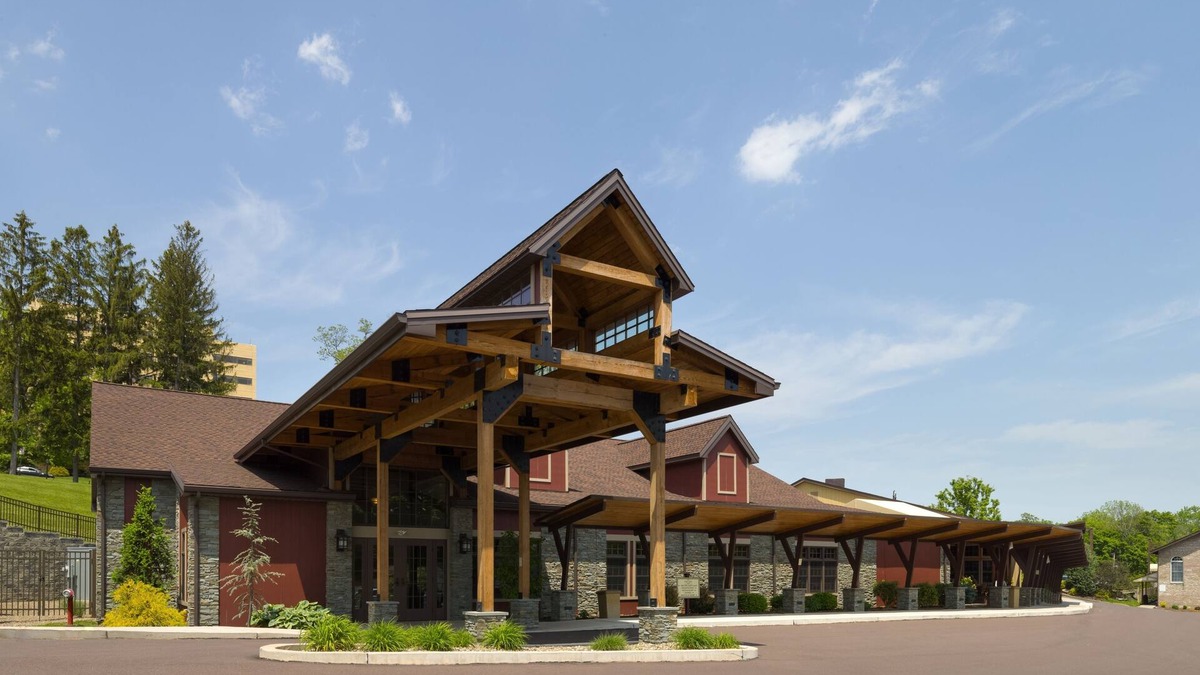 Mechanicsville Hotel | Pine Barn Inn