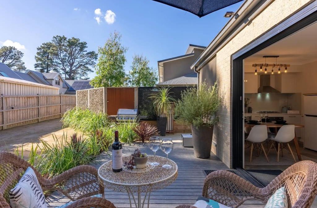 Balnarring House | Pine Beach Guest House in the Heart of Balnarring