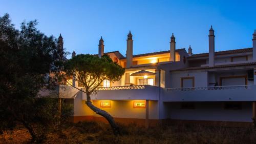 Alfa-Mar House | Pine Cliffs by Check-in Portugal