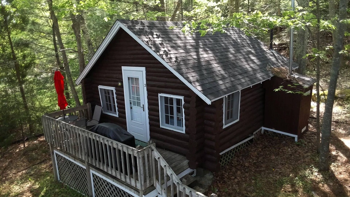 Lincolnville Cottage | Pine Grove Cottages: Cottage 3: Studio Cottage - Pet Friendly