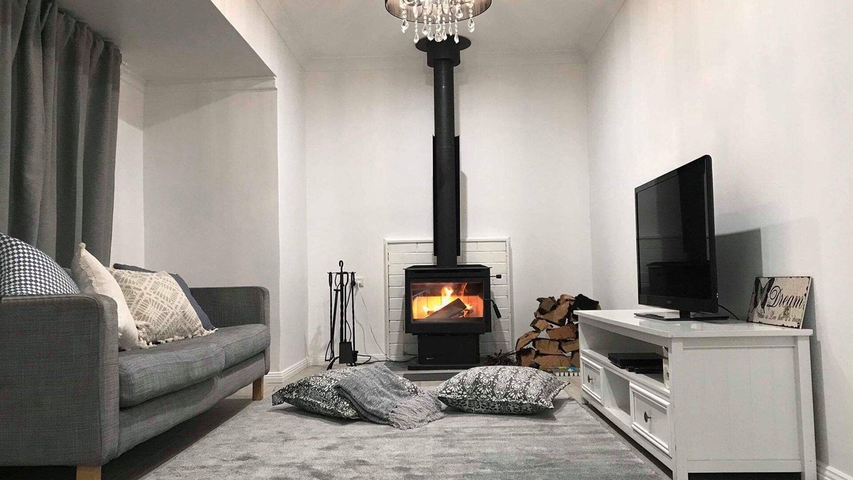 Oberon House | Pine Needle Cottage, Oberon