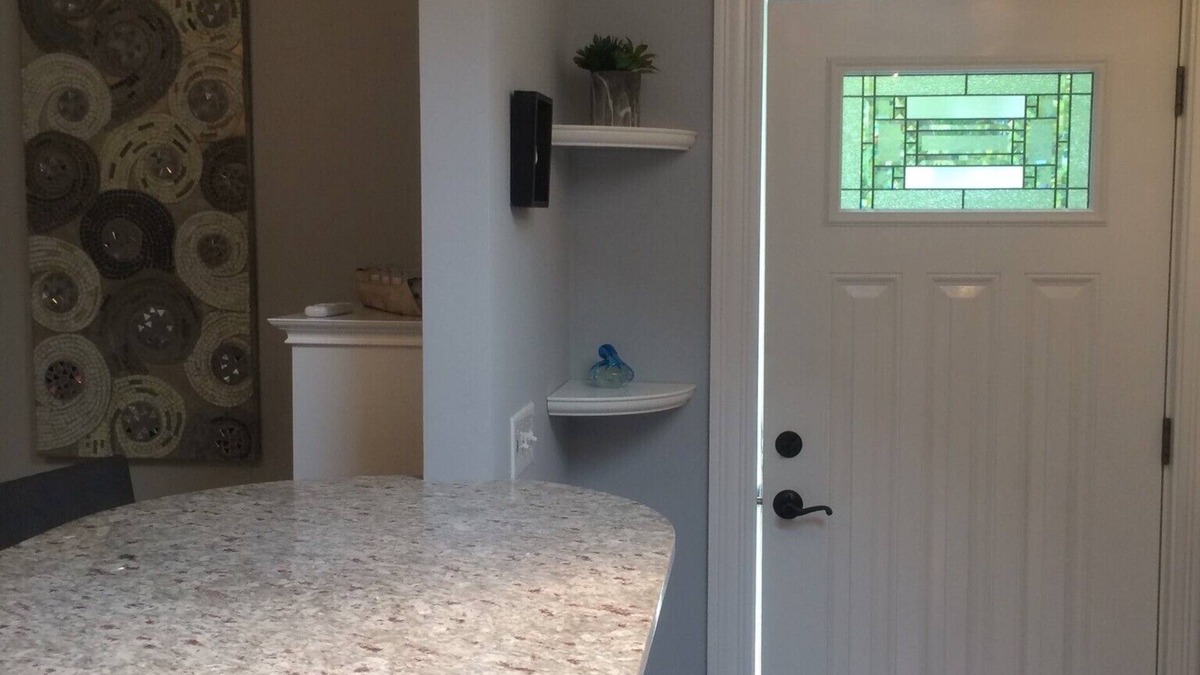 Scarborough Apartment | Pine Point Beach - Private, quaint, charming space