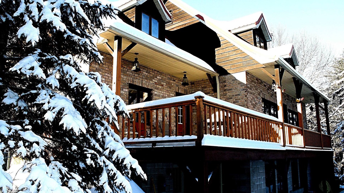 Minden Hills Cottage | Pine Springs Retreat + Hot Tub & Sauna Lake Kushog