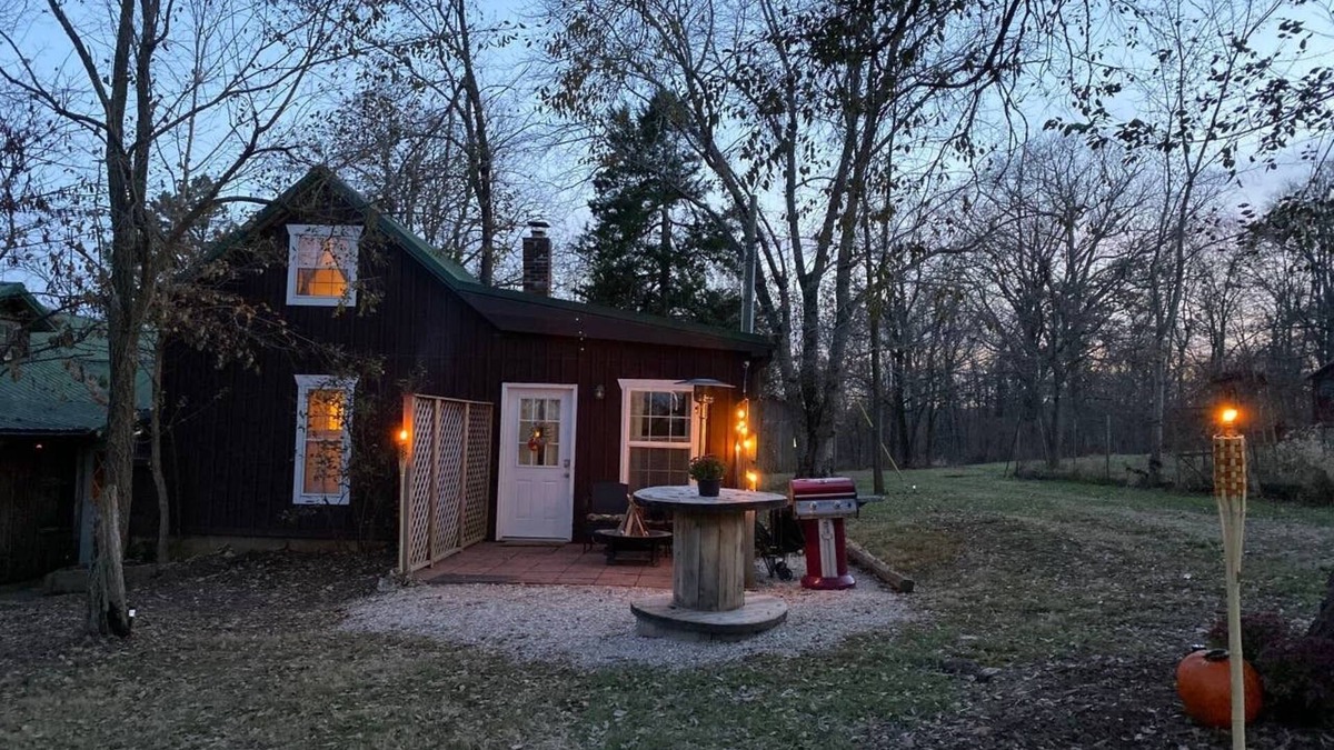 Boss Cottage | Pine Valley at Dillard Mill - Cozy Cottage