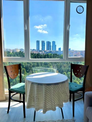 Kagithane Apartment | Pine Valley Home & Levent Metro