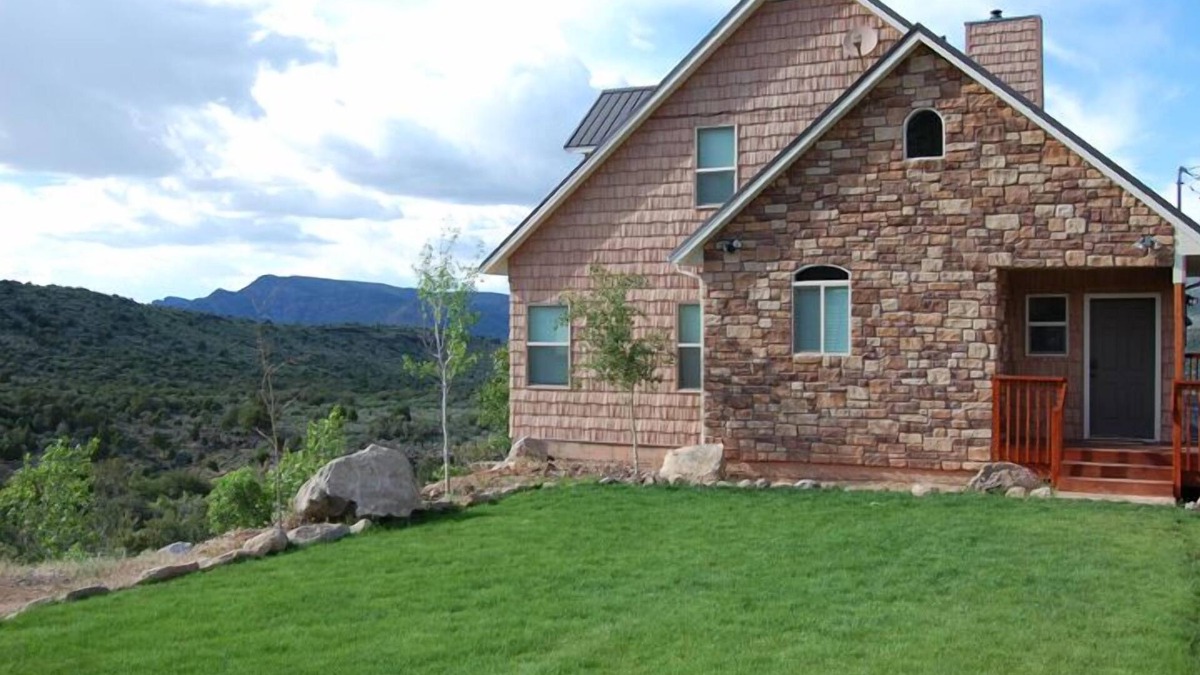 Pine Valley Cabin | Pine Valley Mountain Cabin — Relax, Explore, Unwind