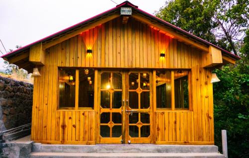 Smanora Range Other | Pine Valley Resort