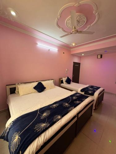 Nahan House | Pine View Guest House