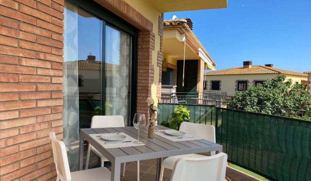 Torroella de Fluvia Apartment | Pinea 12 D