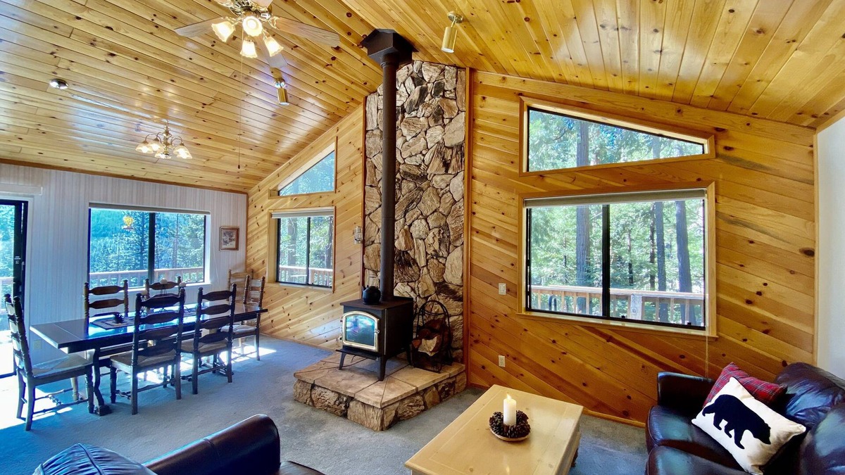 Cold Springs House | Pinecrest Lake just 10 mins away