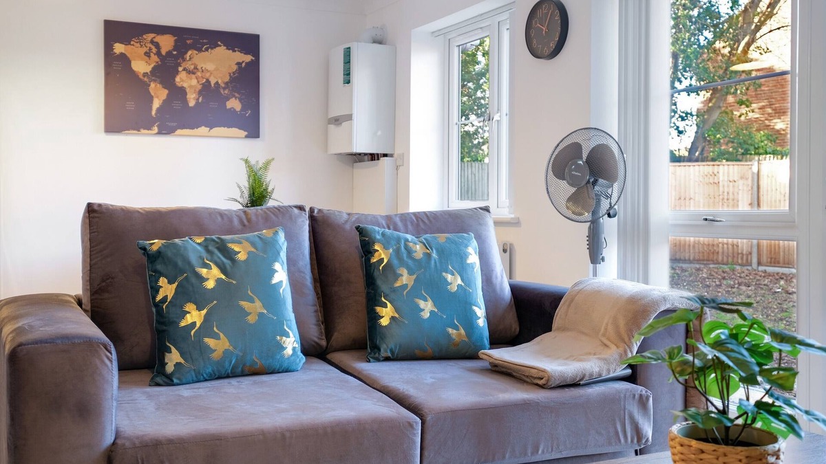 Iver Apartment | Pinewood 2 Bedroom Apartment 02 By Arista Living