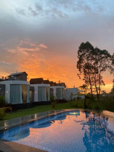 Songan Hotel | Pinggan Cliff