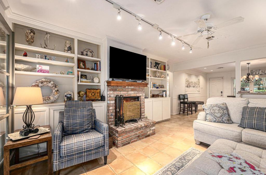 Dickinson House | Pink Flamingo Hideaway