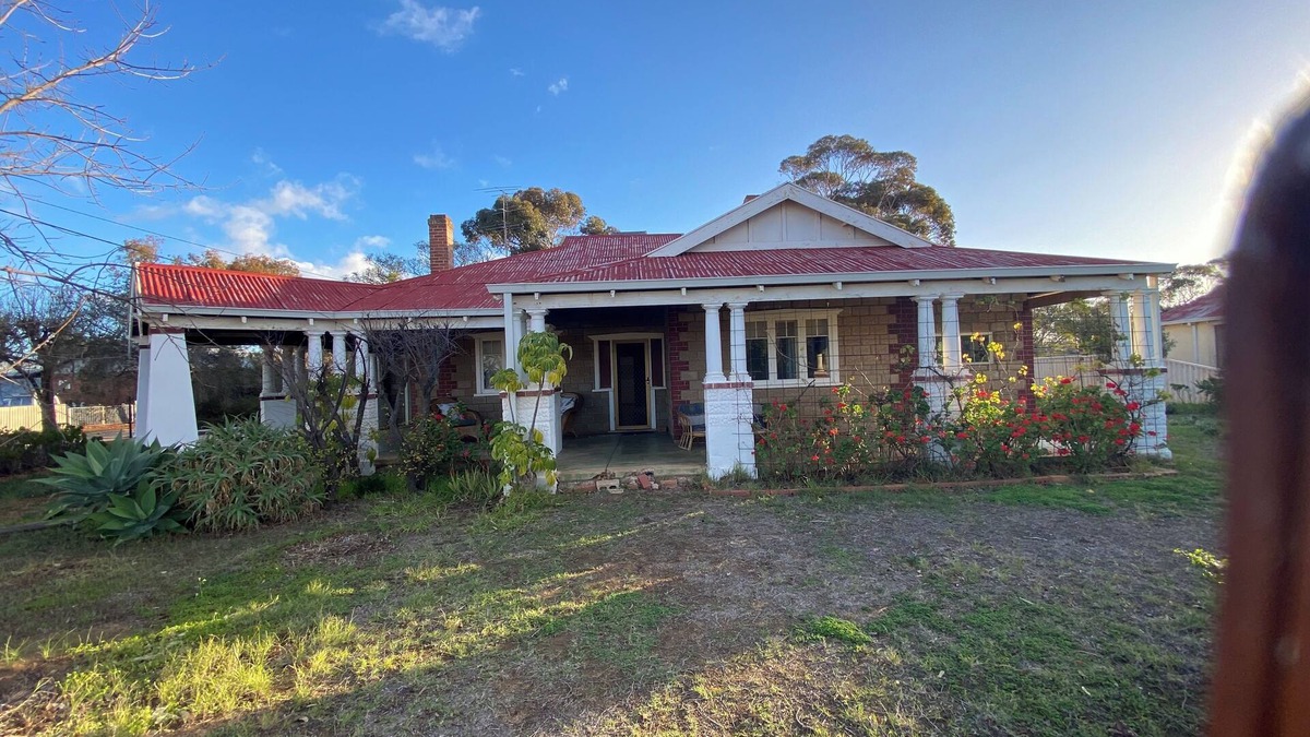 Quairading Cottage | Pink Lakes Quairading