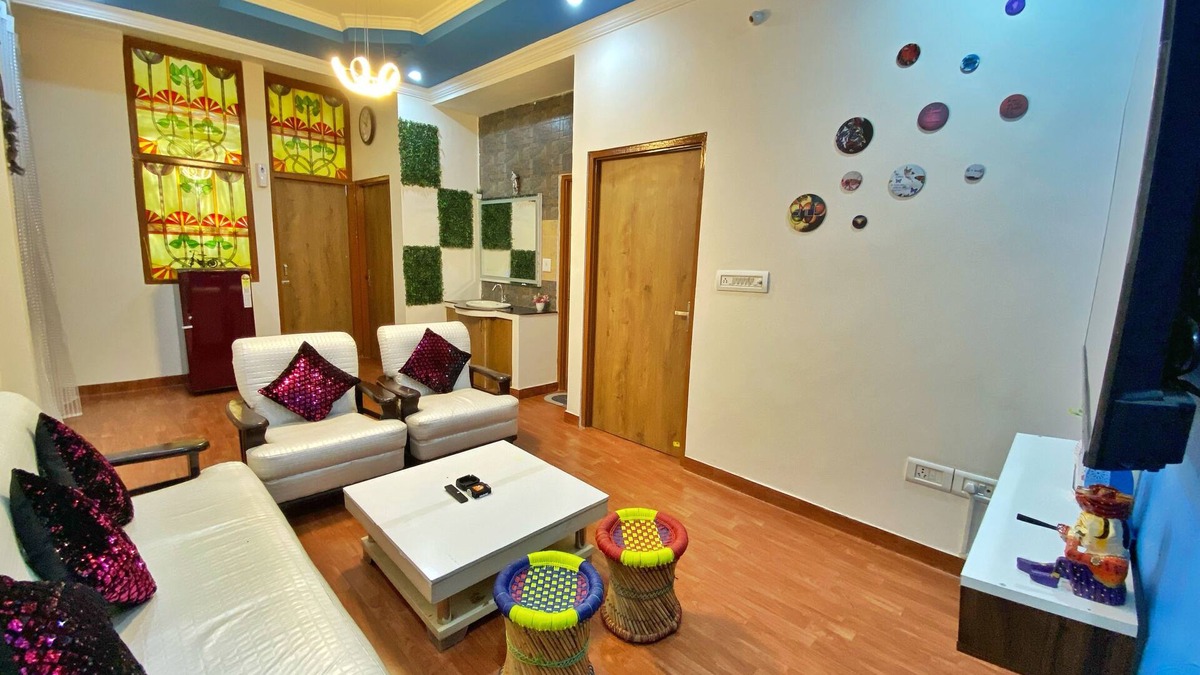 Vaishali Nagar Apartment | Pinkvalley homestay-family friendly