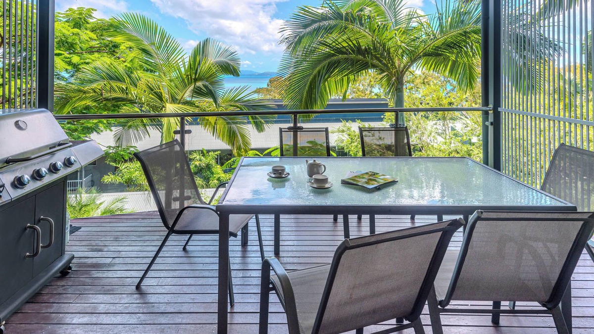 Hamilton Island Apartment | Pinnacle 6, Seaview Apartment on Hamilton Island