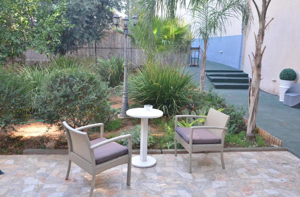 Petah Tikva Apartment | Pinsker Garden Apartment - Petah Tikva