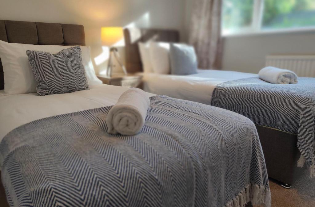 Winchester House | Piping Green 5 bedroom House