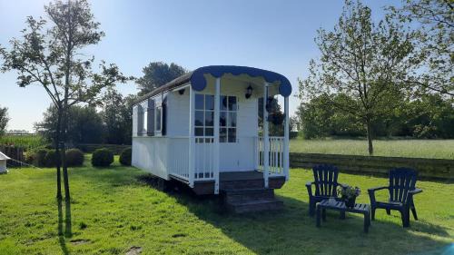 Augustinusga Bed & Breakfast | Pipowagen 't Strunerke